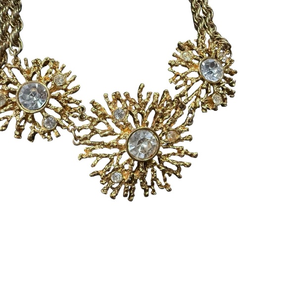 Vintage Kenneth Jay Lane for Avon Coral Statement Necklace Gold Tone Rhinestone - Picture 6 of 6